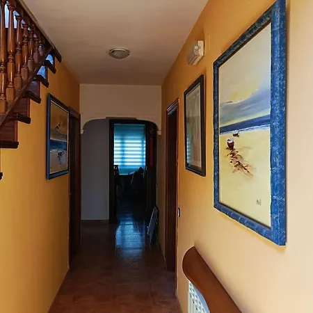 Vakantiehuis Casa Con Jardin Y Piscina Privada. *