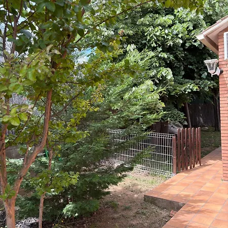 Casa Con Jardin Y Piscina Privada. Casa de vacances Santa Eulalia de Ronsaná